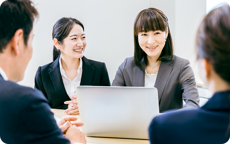 メインビジュアル03